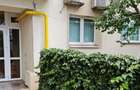 Apartament cu 3 camere decomandat în Tei - 2