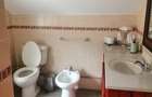 Casă cu 7 camere cu Teren 2798 Mp în Mălureni - 28