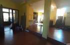 Casă cu 6 camere în Bucium - 5