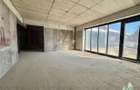 Spatiu comercial de inchiriat + terasa 73 mp langa intr-un complex S - 5
