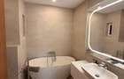 Apartament 3 camere, 2 dormitoare, 2 băi, terasă 50 mp