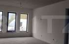 Casa semifinisata cu gard imprejmuitor in Livada de Bihor, l - 1