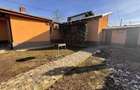 Casa, Chitila, cartierul Regina Maria, 3 corpuri de locuit, teren 548m - 4