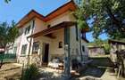 Casă cu 3 camere cu Teren 1800 Mp în Central - 1