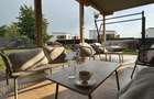 Bucium Barnova Visan, Casa Parter living kitchen open space, 3 dormitoare birou 2 bai dressing camara hol mare intrare, curte 1000mp - 1