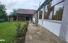 Casa individuala cu 6 camere,2 bai,teren de 1017 mp Pischia Central - 2