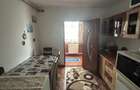 Vand apartament cu 3 camere la etajul 4 - 2