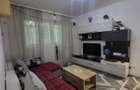 Inchiriez apartament 3 camere etaj 1 zona Centrala ( Aurocor Centru) - 1