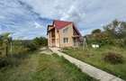 Inchiriez casa cu curte si gradina 3 dormitoare cu terase, living, bucatarie, 2 bai, 160mp, gradina 600mp, fara agentii