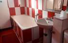 Inchiriez apartament cu 3 camere decomandat