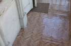 Victoriei, apartament in vila semidecomandat