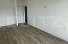 Apartament de vanzare, cu 3 camere, balcon mare, panoramă superbă, complex nou
