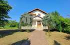 Casa + anexe 2756 mp teren Baicoi zona Tufeni - 2