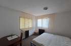 Inchiriez camera intr-un apartament