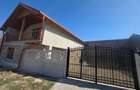 Casa de vanzare in Ora?tie - 1