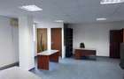 Inchiriez apartament cu 5 camere in Bd Basarabia 250 - 1