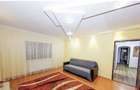 Vand apartament zona foarte buna! IC . Frimu la R-uri