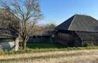 Vand casa traditionala maramuresana si sura pentru relocare