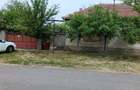 Casa de vanzare cu teren - 2