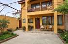 Casa în inima Focșaniului - liniște, confort și tot orașul la câțiva pași - 1