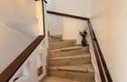 Casa cu 4 camere, mansarda si curte urbana