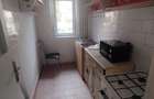 Apartament 2 camere zona frumoasa cu baie noua, fara balcon cu pivnita