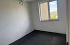 Proprietar vand apartament In loc Stei