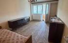 De vânzare apartament 2 camere Decomandat etaj 3/4