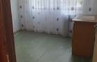 Direct proprietar- Apartament 3 camere semidecomandat - 1