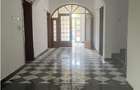 Vila Pipera P+1+M central - 450mp util   1000mp teren - 8