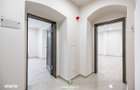 Spatii (SAD)/Birouri (31,7-124,7) de inchiriat in p-ta Sf. Gheorghe.