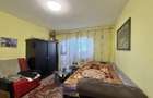 Apartament 2 camere, semidecomandat, etaj 3, zona Dambovita