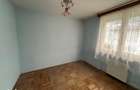 De vanzare Apartament cu 2 camere, decomandat, bv dacia etaj 4 - 3