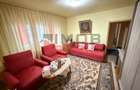 Apartament cu 3 camere, Zona Han - 1