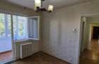 Apartament 3 Camere si garaj sub bloc zona Dacia 112.000 euro