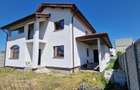 Vila P+1, zona linistita, pentru doua famili. - 14