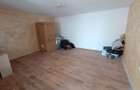 Casa / 2 camere / str. Plopilor