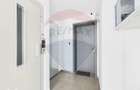 Apartament la parter ce are curte proprie , 2 camere in Bloc nou - 13