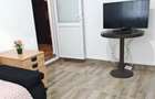Vand sau inchiriez in Gaesti garsoniera 30 mp,langa scoala 6. - 1