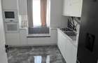 Apartament cu 3 camere, mobilat, cu balcon, parcare si pod Radauti