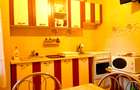 Apartament 2 camere, parter inalt, semidecomandat, Piata Tomis 2