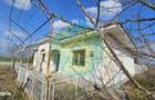 Casă cu 4 camere cu Teren 1200 Mp în Tămășeni - 1