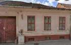 Vand casa in Lipova, central - 1
