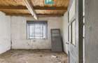 Casă modestă cu 3 camere de renovat în Mișca - 7