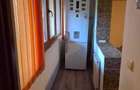 Vand apartament cu 3 camere zona centrala.