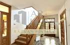 Casa S+P+1E, 11 camere, garaj, teren 1915 mp, stradal Paulestii Noi, l - 18