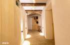 Apartament 4 camere cu crama de 52 mp si loc de parcare-Str Lunga