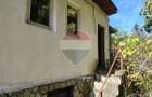 PREDEAL . Teren intravilan 442 mp + constructie existenta