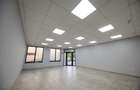 Spatiu comercial Parter
