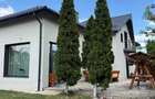 Casă cu 7 camere cu Teren 929 Mp în Central - 2